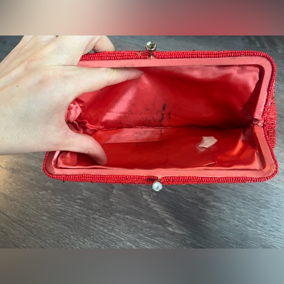 Vintage Chic Red Clutch Bag handmade in Japan - Picture 7 of 8